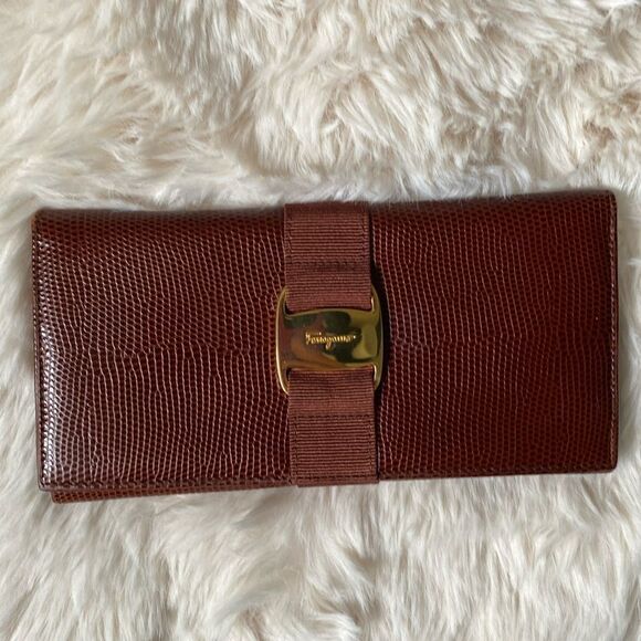 Salvatore Ferragamo Long Leather Bi-Fold Wallet - Picture 1 of 8